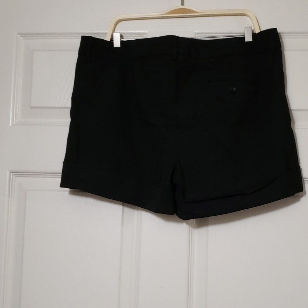 Trouser Shorts - Picture 2 of 4